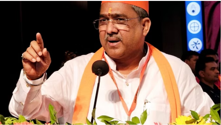 यूपी: सुनील बंसल ने कार्यकर्ताओं को किया संबोधित यूपी: सुनील बंसल ने कार्यकर्ताओं को किया संबोधित