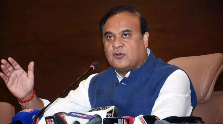 चीन ने बदले अरुणाचल के इलाकों के नाम तो भड़के असम के सीएम चीन ने बदले अरुणाचल के इलाकों के नाम तो भड़के असम के सीएम