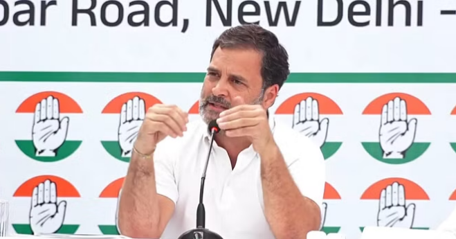 लोकसभा चुनाव: राहुल गांधी अमेठी से लड़ सकते हैं चुनाव लोकसभा चुनाव: राहुल गांधी अमेठी से लड़ सकते हैं चुनाव