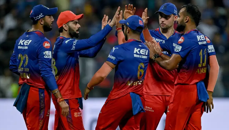 RCB के पास अब भी है प्लेऑफ में पहुंचने का मौका RCB के पास अब भी है प्लेऑफ में पहुंचने का मौका