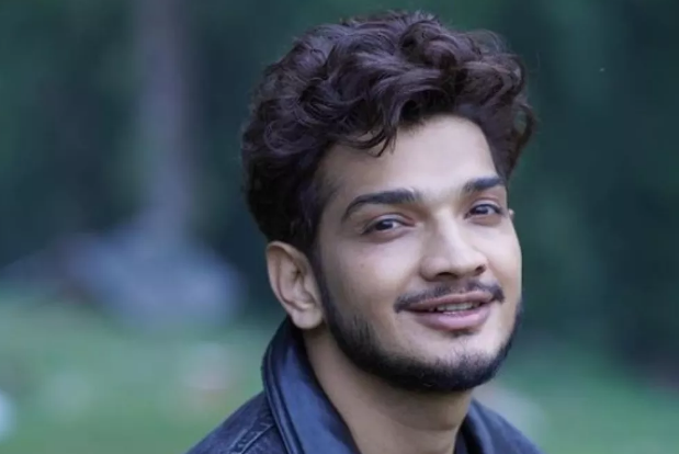 Munawar Faruqui की बिगड़ी तबीयत, तो फैंस ने की ठीक होने की दुआ Munawar Faruqui की बिगड़ी तबीयत, तो फैंस ने की ठीक होने की दुआ