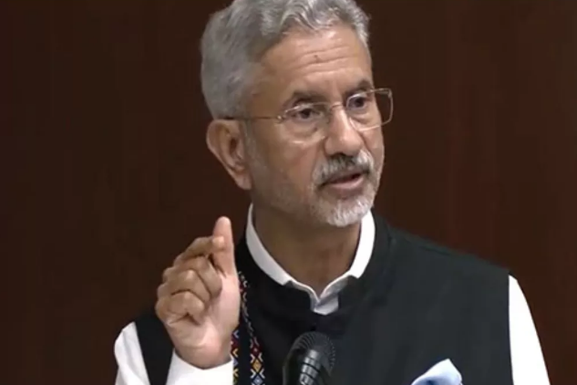 भारत को ‘जेनोफोबिक’ बताने पर जयशकंर ने दिया अमेरिकी राष्ट्रपति को करारा जवाब भारत को ‘जेनोफोबिक’ बताने पर जयशकंर ने दिया अमेरिकी राष्ट्रपति को करारा जवाब