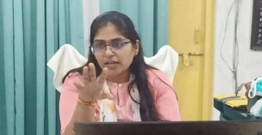 प्रयागराज में SDM ज्योति मौर्य के देवर पर जानलेवा हमला प्रयागराज में SDM ज्योति मौर्य के देवर पर जानलेवा हमला