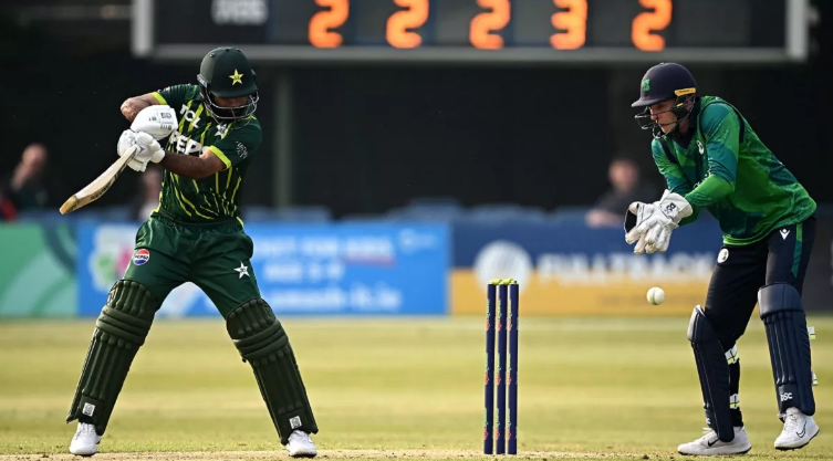 IRE vs PAK: मोहम्मद रिजवान और फखर जमान ने आयरलैंड के उड़ाए होश, Babar Azam रहे फ्लॉप IRE vs PAK: मोहम्मद रिजवान और फखर जमान ने आयरलैंड के उड़ाए होश, Babar Azam रहे फ्लॉप