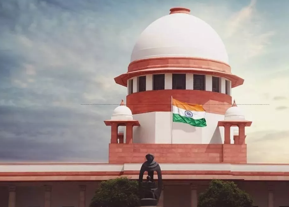 हाईकोर्ट के व्यक्तिगत पेशी के आदेश पर सुप्रीम कोर्ट की रोक हाईकोर्ट के व्यक्तिगत पेशी के आदेश पर सुप्रीम कोर्ट की रोक