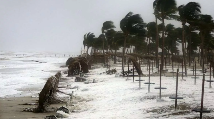 बंगाल में आज टकराएगा चक्रवात रेमल, एनडीआरएफ की 12 टीमें तैनात