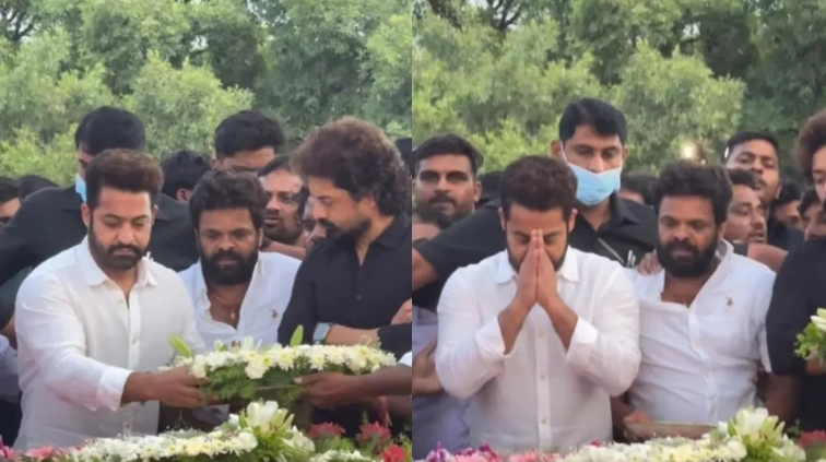 दादा नंदमुरी तारक रामाराव की 101वीं जयंती पर भावुक हुए जूनियर NTR दादा नंदमुरी तारक रामाराव की 101वीं जयंती पर भावुक हुए जूनियर NTR