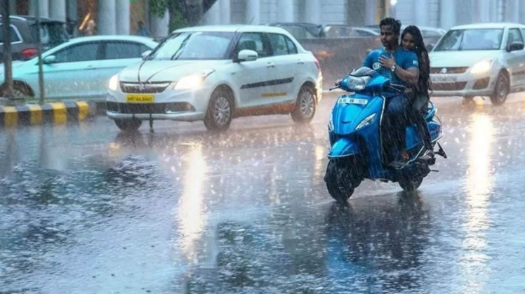 दिल्ली और UP-बिहार में कब आ रहा मानसून, इन राज्यों में अगले पांच दिनों तक मूसलाधार बारिश का अलर्ट