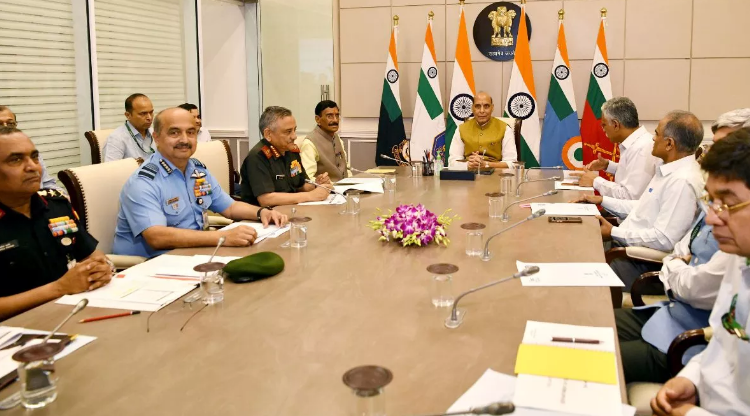 रक्षा मंत्री राजनाथ सिंह ने बताया क्या होगा अगले पांच साल का रोड मैप