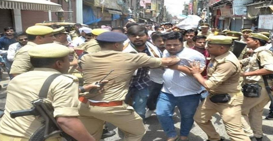 अलीगढ़ में युवक की पीट पीटकर हत्या से सांप्रददायिक तनाव