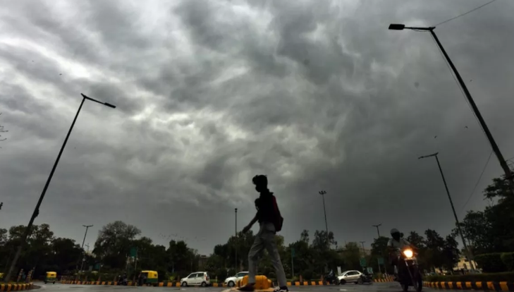 इंतजार खत्म! दिल्ली-NCR में अगले कुछ घंटों में बारिश का अनुमान